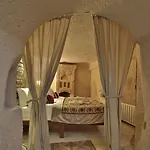 روكس كابادوشيا فندق